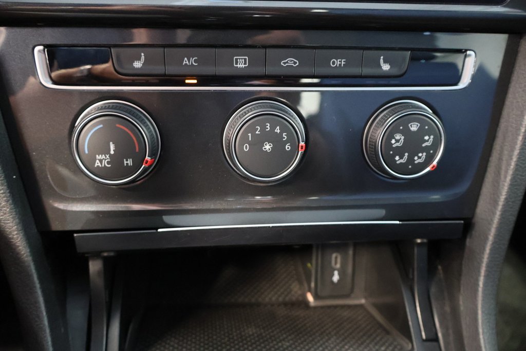 2021 Volkswagen Golf Comfortline, Carplay, Caméra, Banc chauffants in Mascouche, Quebec - 22 - w1024h768px