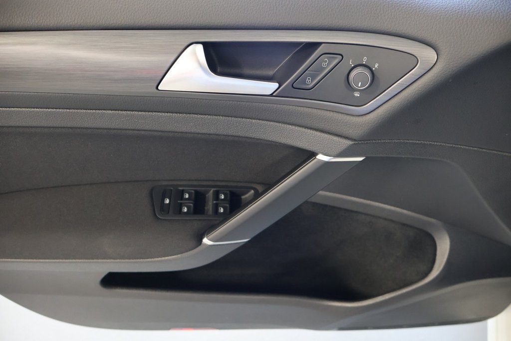 2021 Volkswagen Golf Comfortline, Carplay, Caméra, Banc chauffants in Mascouche, Quebec - 25 - w1024h768px