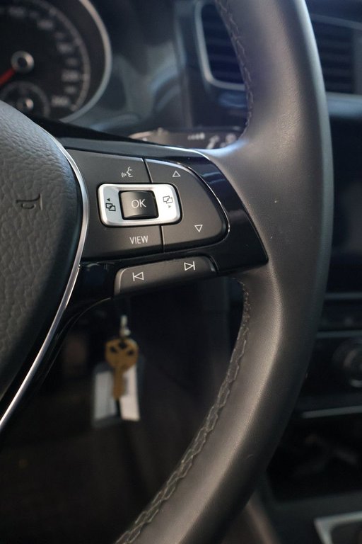 2021 Volkswagen Golf Comfortline, Carplay, Caméra, Banc chauffants in Mascouche, Quebec - 17 - w1024h768px