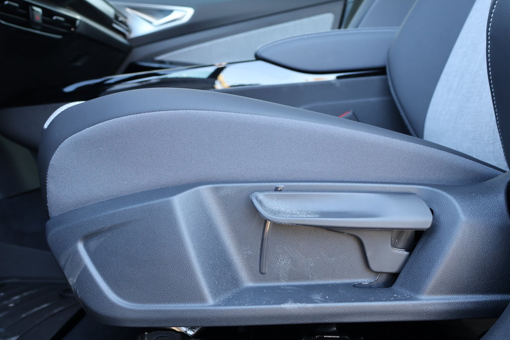 2024 Volkswagen ID.4 Pro AWD in Mascouche, Quebec - 9 - w1024h768px