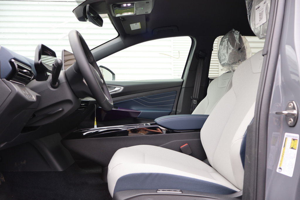 2025 Volkswagen ID.4 Pro S AWD in Mascouche, Quebec - 8 - w1024h768px