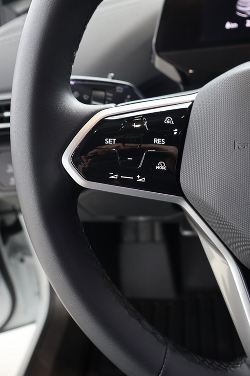 2025 Volkswagen ID.4 Pro S AWD in Mascouche, Quebec - 10 - w1024h768px