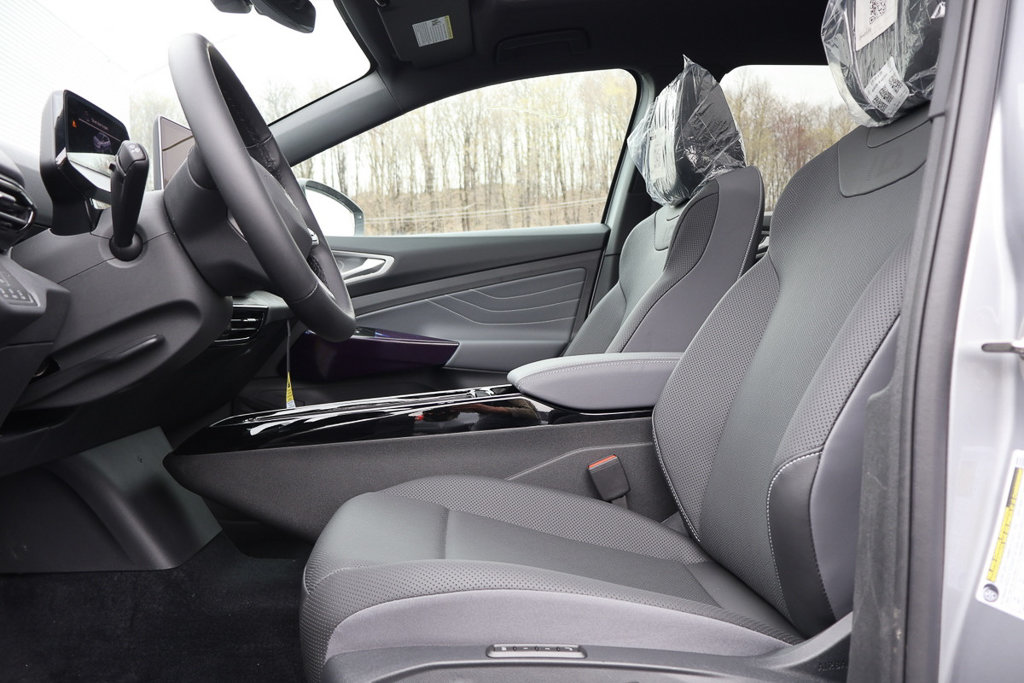 2025 Volkswagen ID.4 Pro S AWD in Mascouche, Quebec - 8 - w1024h768px
