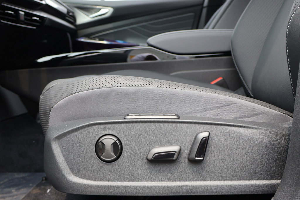 2025 Volkswagen ID.4 Pro S AWD in Mascouche, Quebec - 9 - w1024h768px