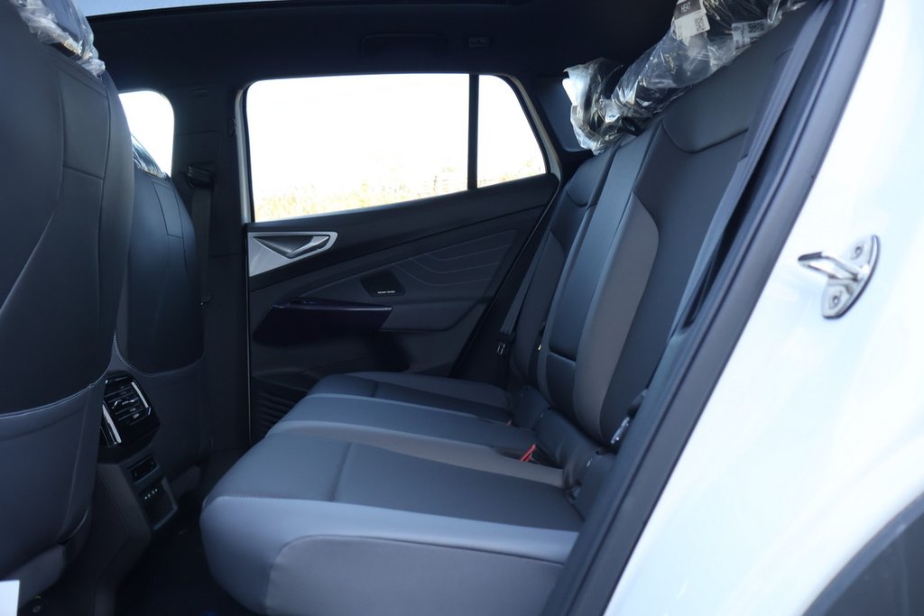 2025 Volkswagen ID.4 Pro S AWD in Mascouche, Quebec - 20 - w1024h768px