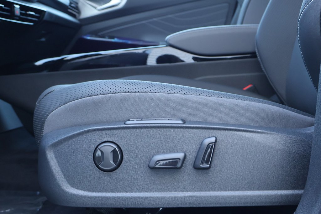 2025 Volkswagen ID.4 Pro S AWD in Mascouche, Quebec - 10 - w1024h768px