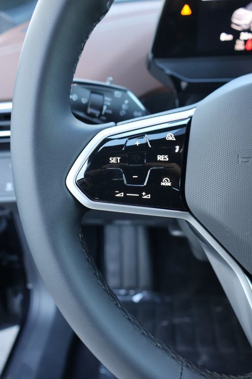 2025 Volkswagen ID.4 Pro AWD in Mascouche, Quebec - 12 - w1024h768px