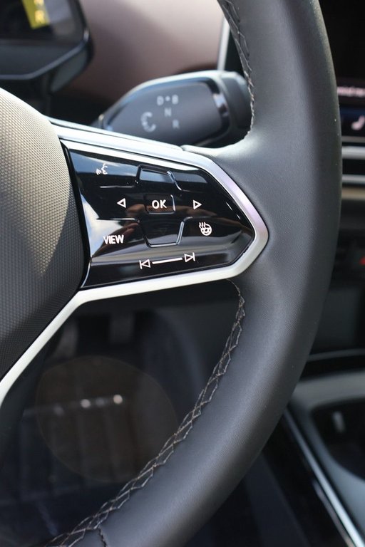 2025 Volkswagen ID.4 Pro AWD in Mascouche, Quebec - 13 - w1024h768px