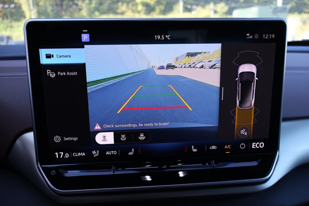 2025 Volkswagen ID.4 Pro AWD in Mascouche, Quebec - 15 - w1024h768px
