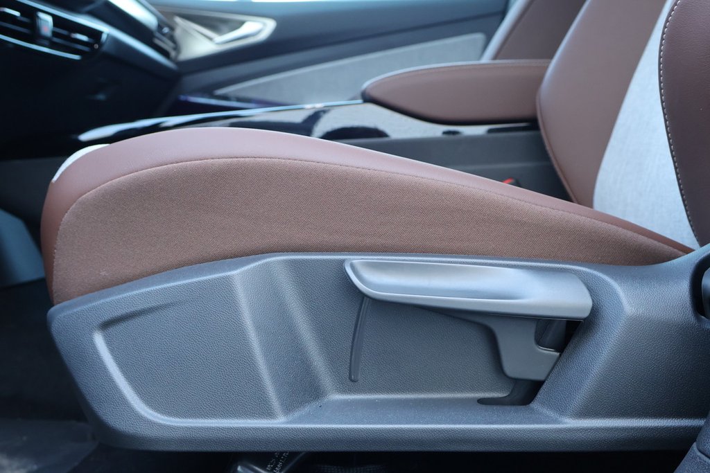2025 Volkswagen ID.4 Pro AWD in Mascouche, Quebec - 8 - w1024h768px