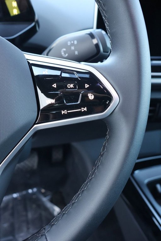 2025 Volkswagen ID.4 Pro S in Mascouche, Quebec - 13 - w1024h768px
