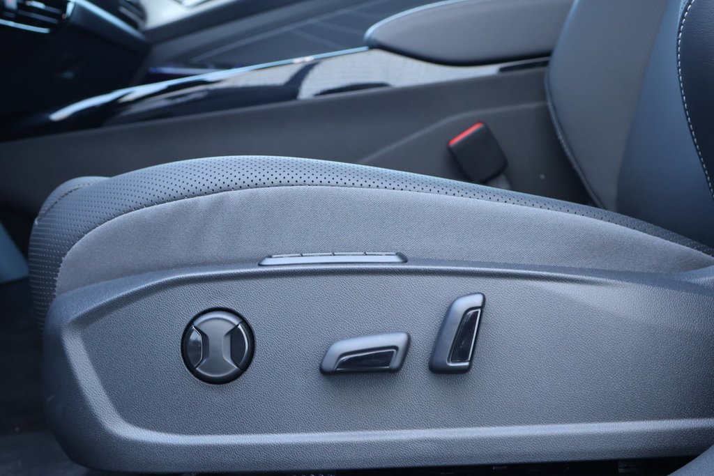 2025 Volkswagen ID.4 Pro S in Mascouche, Quebec - 9 - w1024h768px