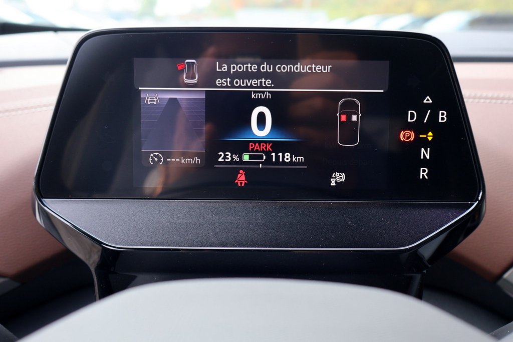 2025 Volkswagen ID.4 Pro AWD in Mascouche, Quebec - 14 - w1024h768px