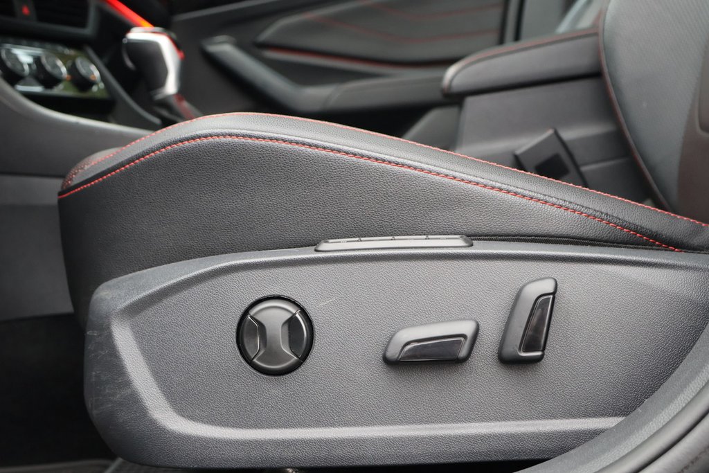 Volkswagen Jetta GLI Autobahn, DSG, Cuir, Toit, Carplay 2022 à Mascouche, Québec - 13 - w1024h768px