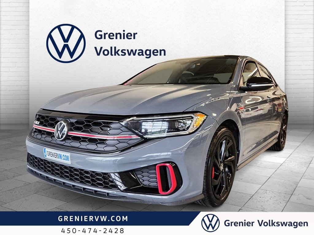 Volkswagen Jetta GLI AUTOBAHN+228HP+CUIR+CARPLAY 2023 à Mascouche, Québec - 1 - w1024h768px