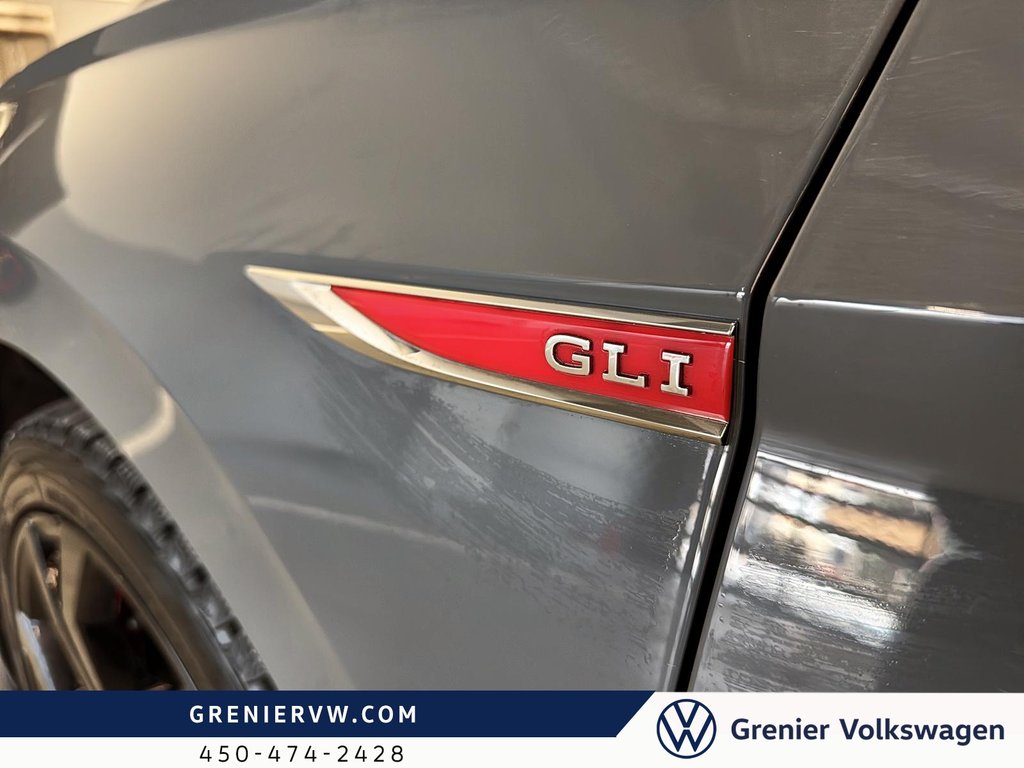 2023 Volkswagen Jetta GLI Autobahn, Cuir, Toit, Carplay in Terrebonne, Quebec - 8 - w1024h768px