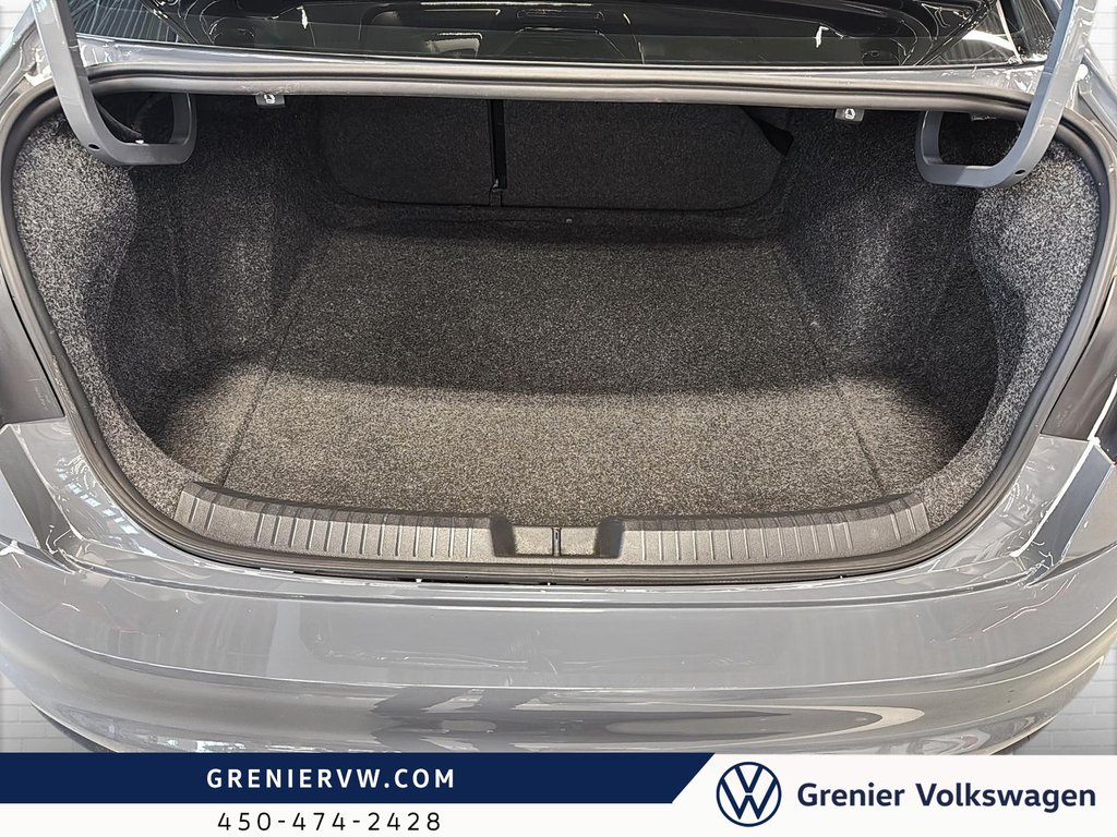2023 Volkswagen Jetta GLI Autobahn, Cuir, Toit, Carplay in Terrebonne, Quebec - 7 - w1024h768px