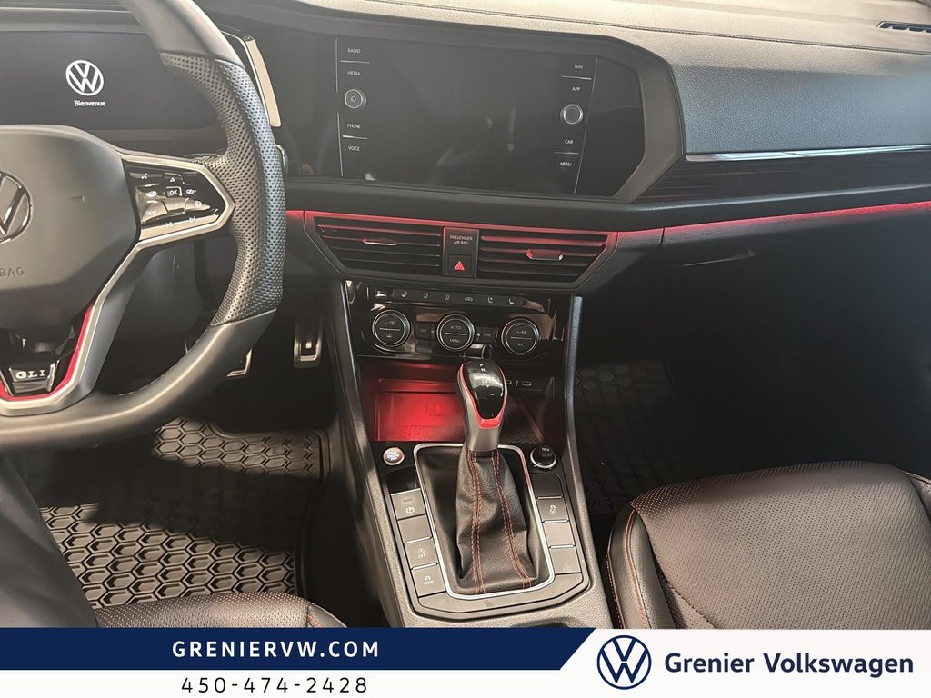 2024 Volkswagen Jetta GLI Autobahn, Cuir, Toit, Carplay in Terrebonne, Quebec - 13 - w1024h768px