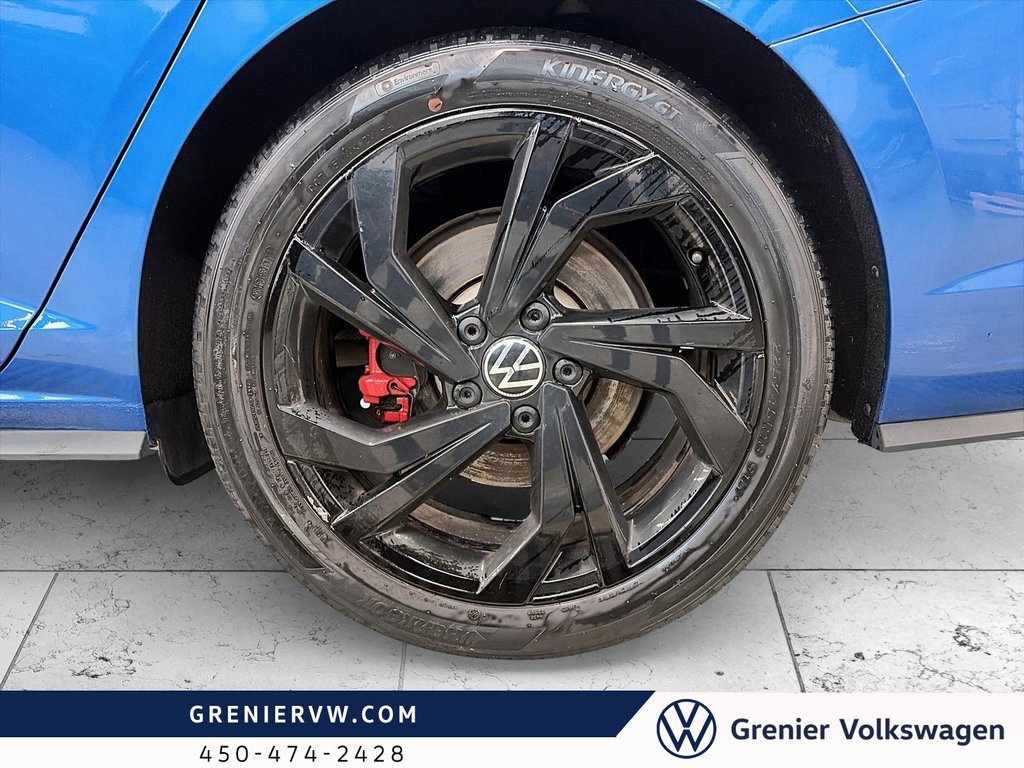 Volkswagen Jetta GLI Autobahn, Cuir, Toit Ouvrant, 228hp 2024 à Terrebonne, Québec - 4 - w1024h768px