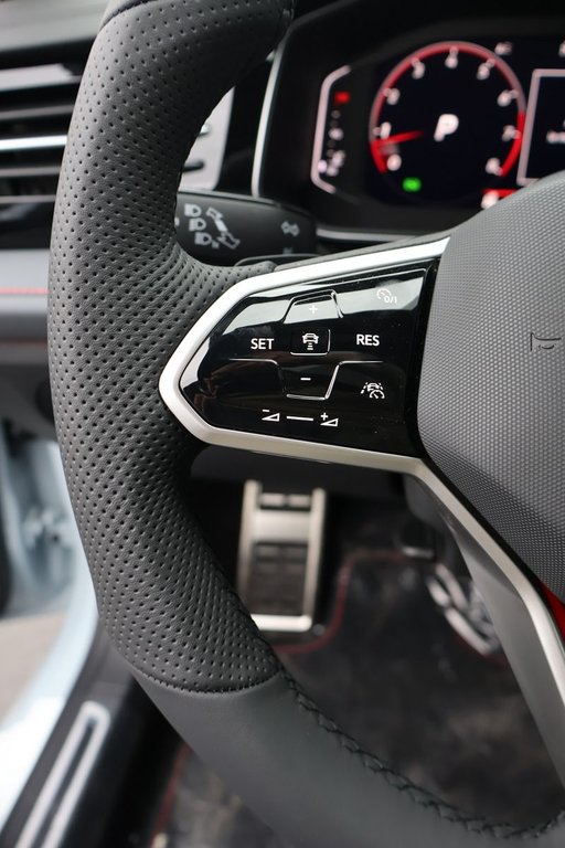 2025 Volkswagen Jetta GLI Autobahn in Mascouche, Quebec - 13 - w1024h768px