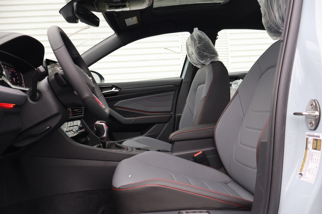 2025 Volkswagen Jetta GLI Autobahn in Mascouche, Quebec - 8 - w1024h768px