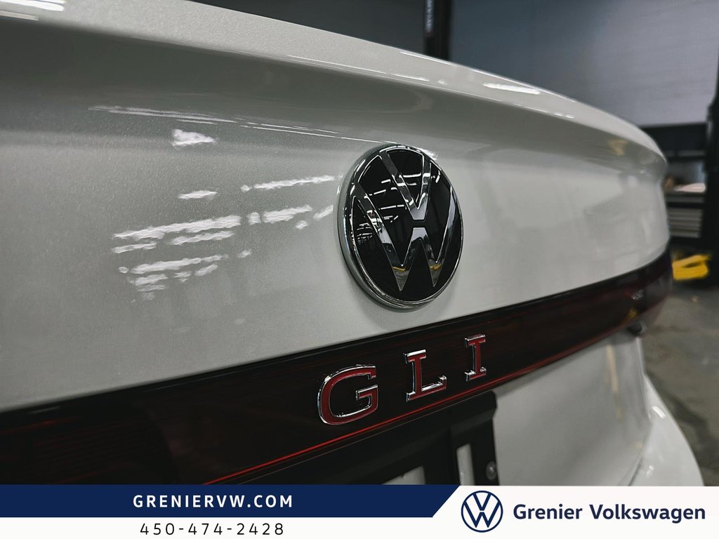 Volkswagen Jetta GLI GLI 2026 à Mascouche, Québec - 8 - w1024h768px