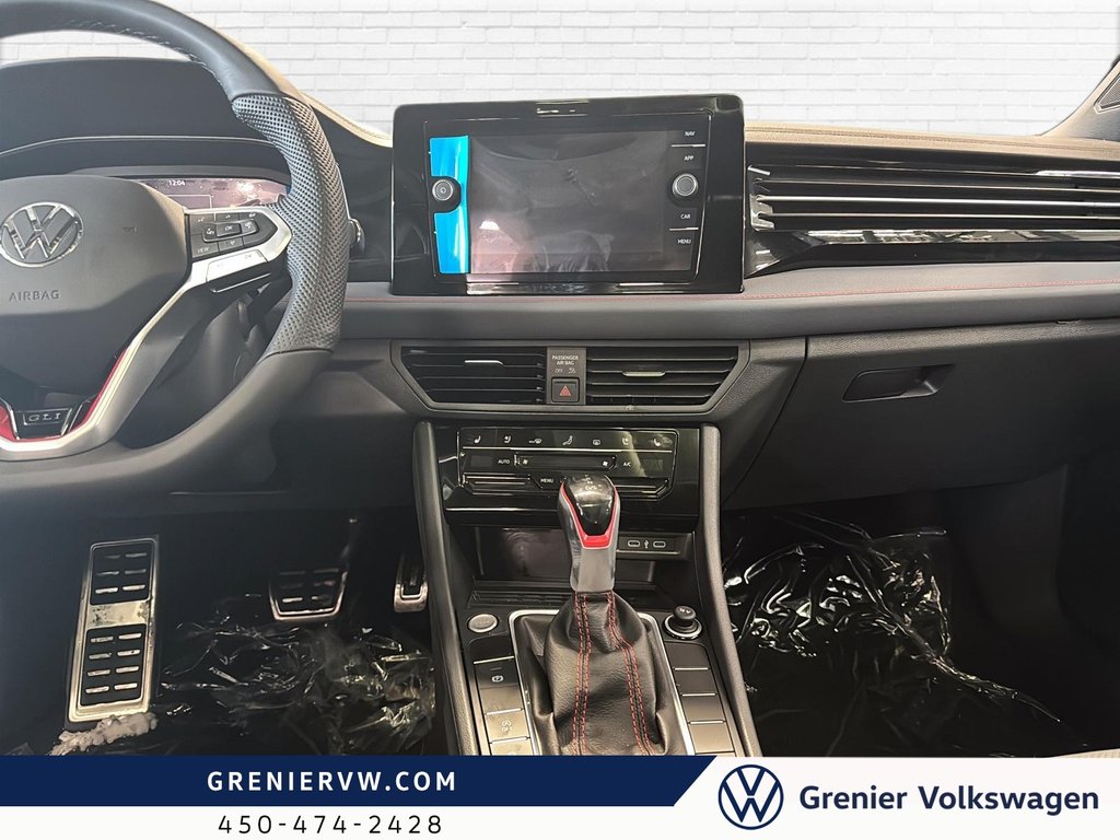 Volkswagen Jetta GLI GLI 2026 à Mascouche, Québec - 9 - w1024h768px