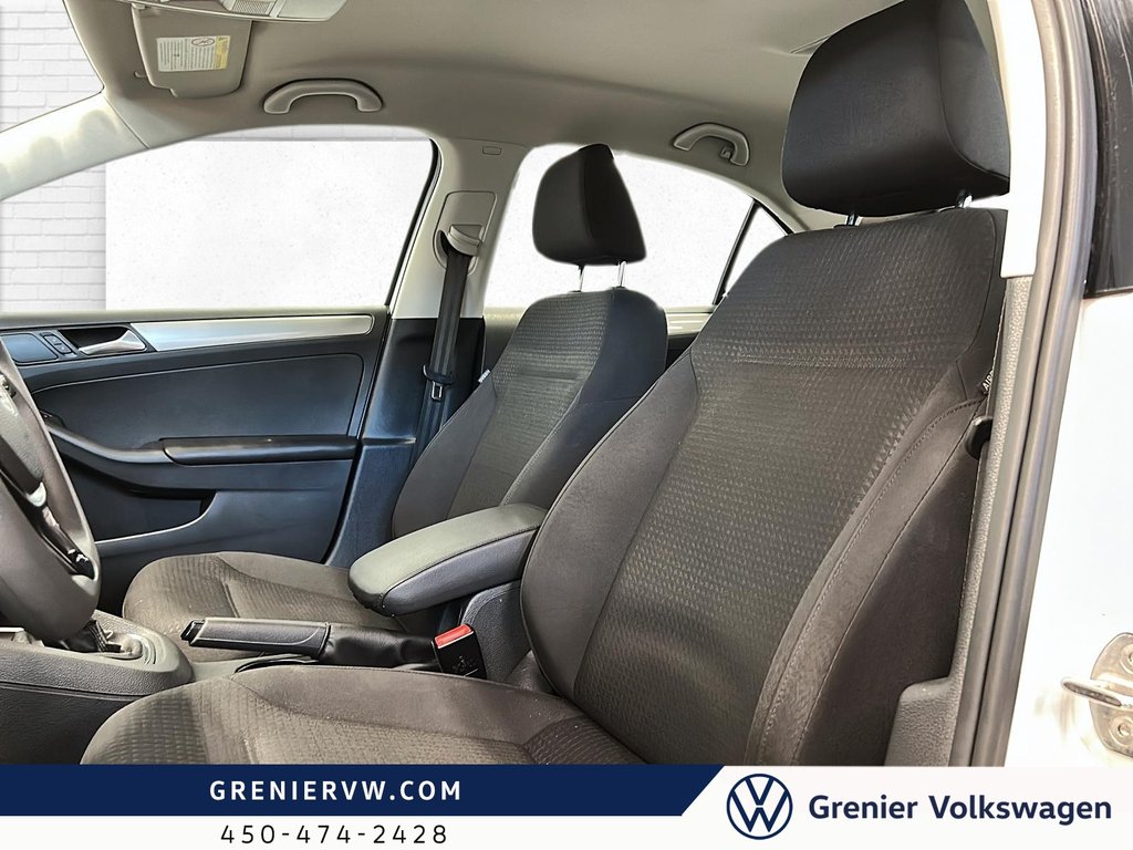 2017 Volkswagen Jetta Trendline+,a/c+auto+bas Km in Terrebonne, Quebec - 16 - w1024h768px