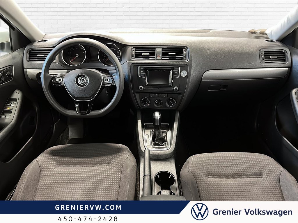 2017 Volkswagen Jetta Trendline+,a/c+auto+bas Km in Terrebonne, Quebec - 15 - w1024h768px