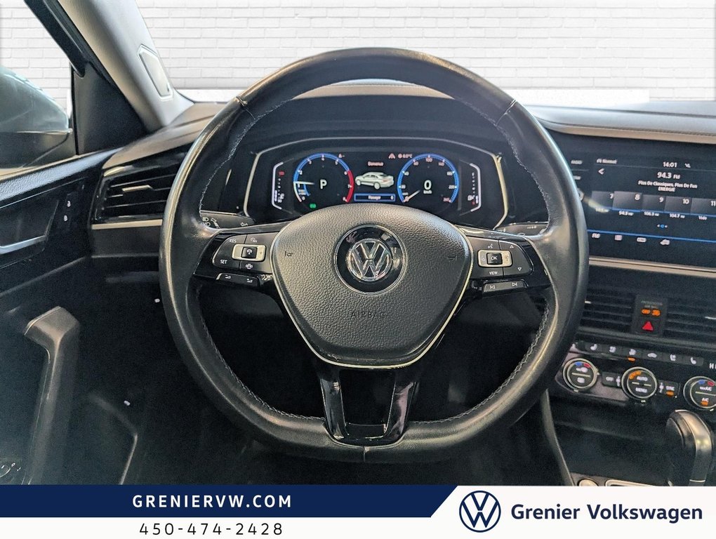 2019 Volkswagen Jetta Execline, Cuir, Toit, Carplay in Mascouche, Quebec - 14 - w1024h768px