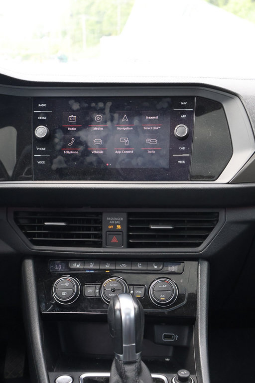 2019 Volkswagen Jetta Execline, Cuir, Toit, Carplay in Terrebonne, Quebec - 21 - w1024h768px