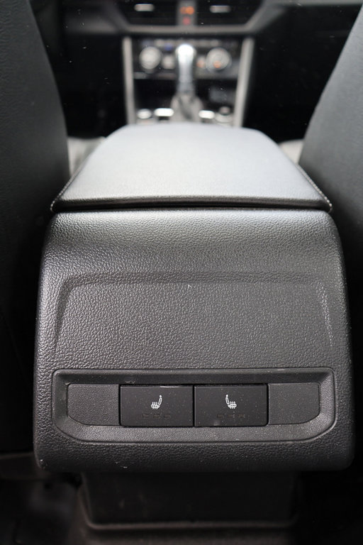 2019 Volkswagen Jetta Execline, Cuir, Toit, Carplay in Terrebonne, Quebec - 30 - w1024h768px
