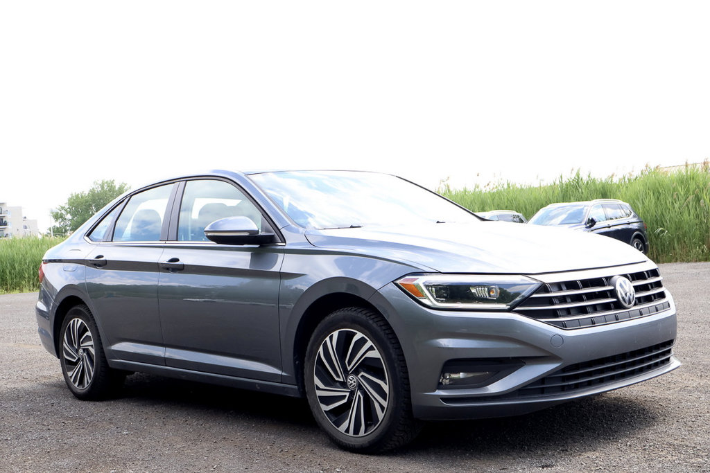 2019 Volkswagen Jetta Execline, Cuir, Toit, Carplay in Terrebonne, Quebec - 3 - w1024h768px