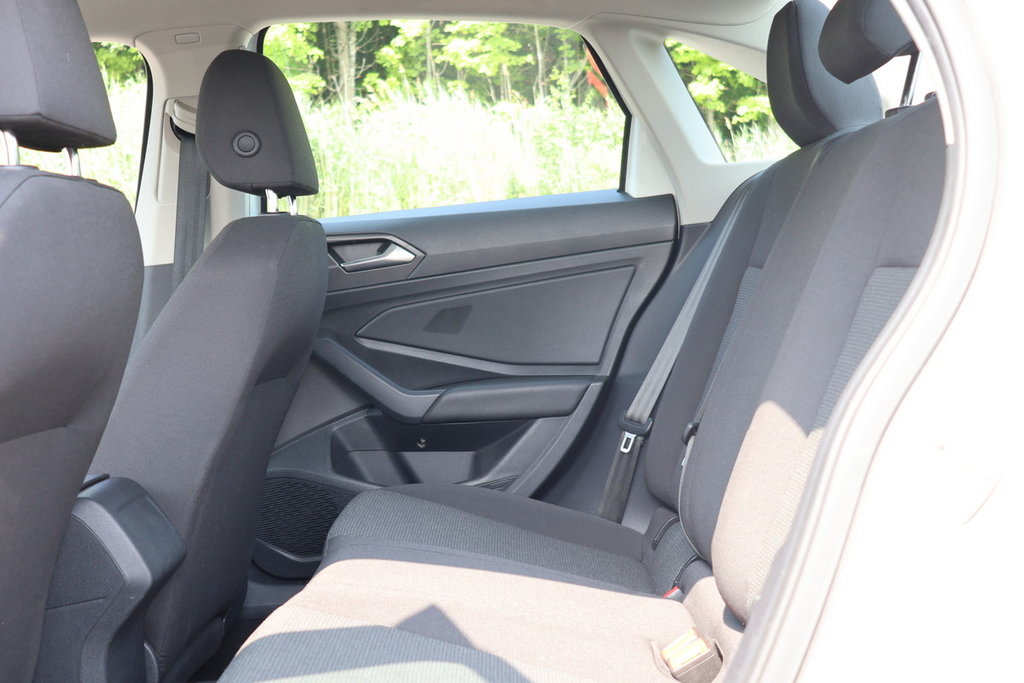 Volkswagen Jetta Comfortline, Jamais Accidenté, Siege Chauffant 2019 à Mascouche, Québec - 22 - w1024h768px