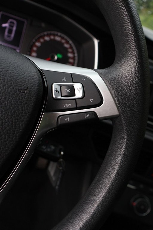2019 Volkswagen Jetta Comfortline, Caplay, Caméra, Banc chauffants in Terrebonne, Quebec - 17 - w1024h768px