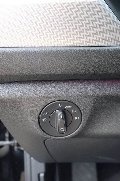 2019 Volkswagen Jetta Highline, R-Line, Cuir, Toit, Carplay in Terrebonne, Quebec - 25 - w1024h768px