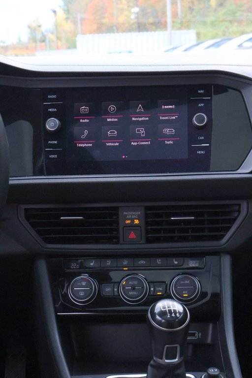 Volkswagen Jetta Execline,Jamais accidente 2019 à Mascouche, Québec - 16 - w1024h768px
