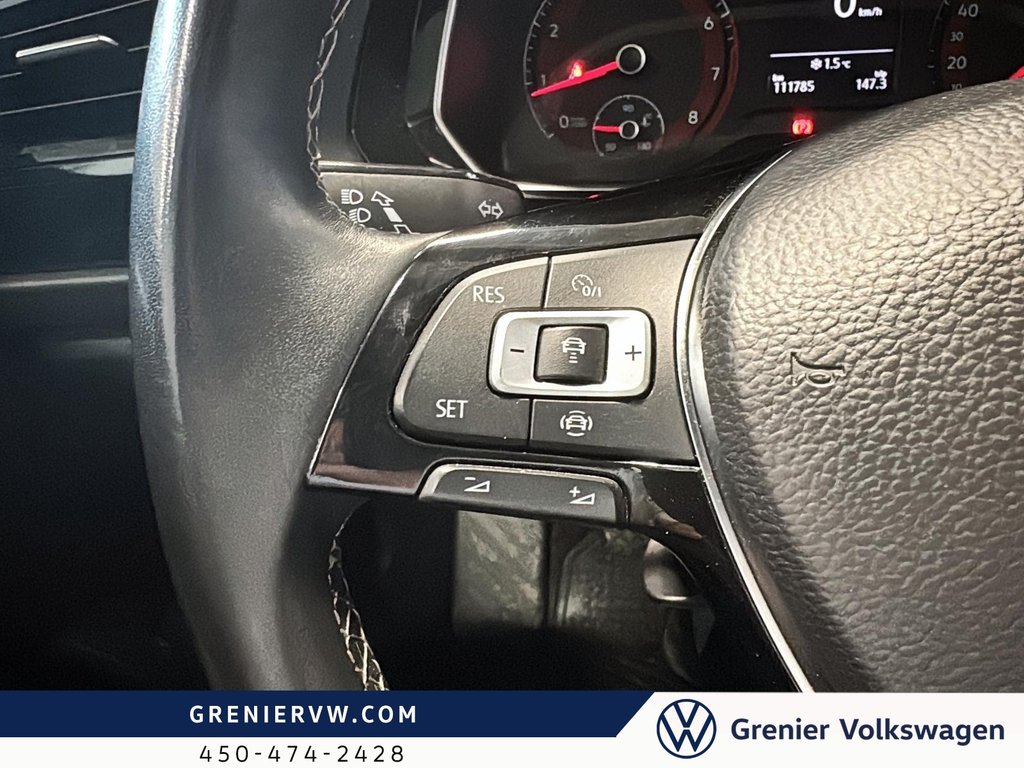 2019 Volkswagen Jetta Highline, R-Line Plus, Cuir, Toit Pano, Carplay in Terrebonne, Quebec - 18 - w1024h768px