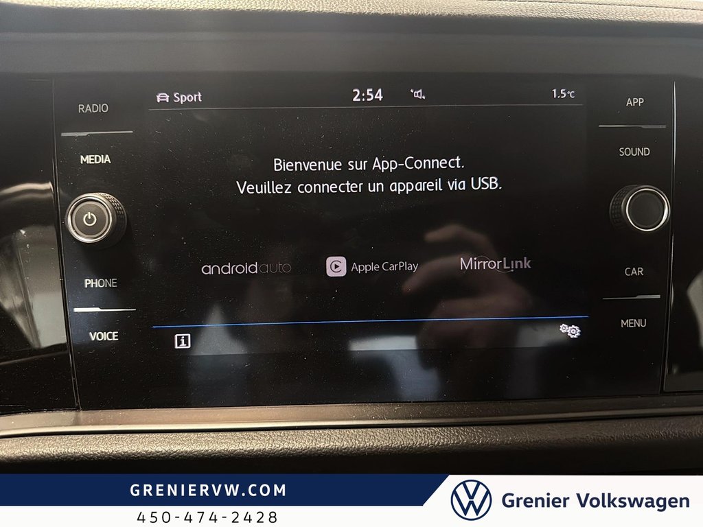 2019 Volkswagen Jetta Highline, R-Line Plus, Cuir, Toit Pano, Carplay in Terrebonne, Quebec - 14 - w1024h768px