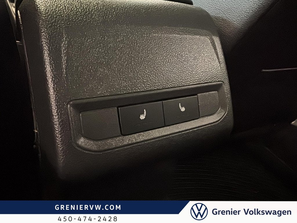 2019 Volkswagen Jetta Highline, R-Line Plus, Cuir, Toit Pano, Carplay in Terrebonne, Quebec - 8 - w1024h768px