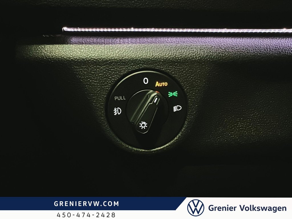 2019 Volkswagen Jetta Highline, R-Line Plus, Cuir, Toit Pano, Carplay in Terrebonne, Quebec - 19 - w1024h768px