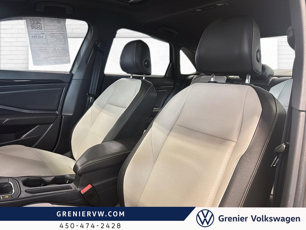 2019 Volkswagen Jetta Highline, R-Line Plus, Cuir, Toit Pano, Carplay in Terrebonne, Quebec - 20 - w1024h768px
