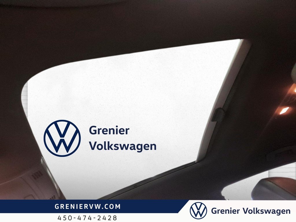 Volkswagen Jetta Highline R-Line, Cuir, Toit, Carplay 2019 à Terrebonne, Québec - 12 - w1024h768px
