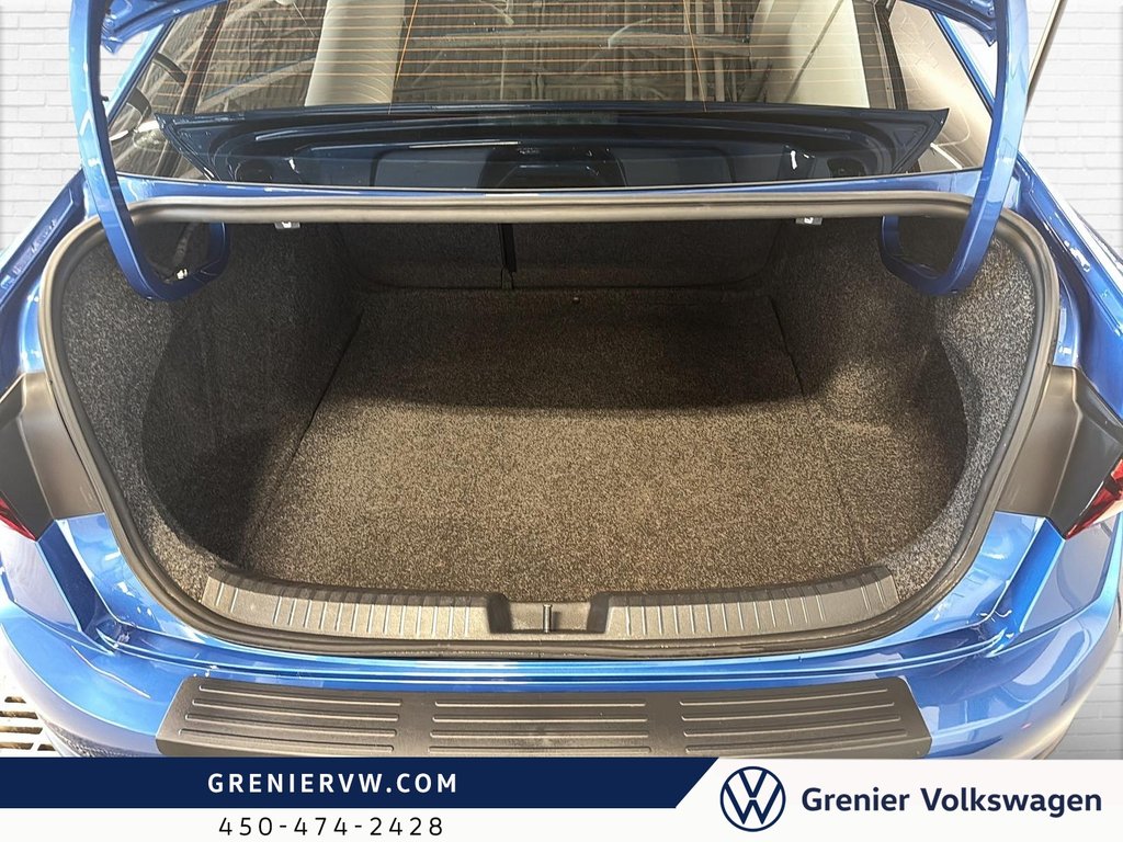 Volkswagen Jetta Comfortline, Carplay, Caméra, Banc chauffants 2022 à Terrebonne, Québec - 7 - w1024h768px