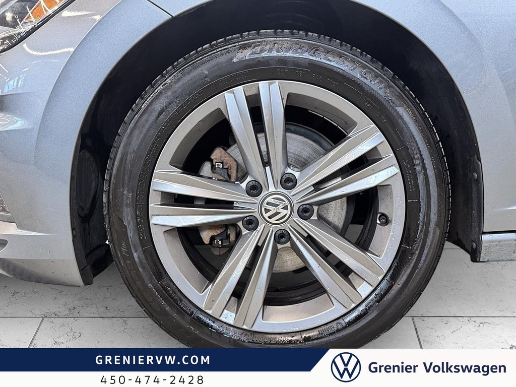 Volkswagen Jetta Highline, R Line, cuir, Toit, Carplay 2020 à Terrebonne, Québec - 6 - w1024h768px