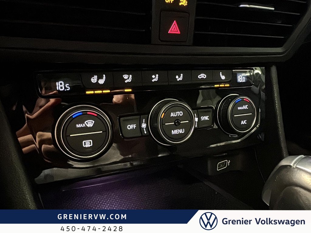 Volkswagen Jetta Highline, R Line, cuir, Toit, Carplay 2020 à Terrebonne, Québec - 14 - w1024h768px
