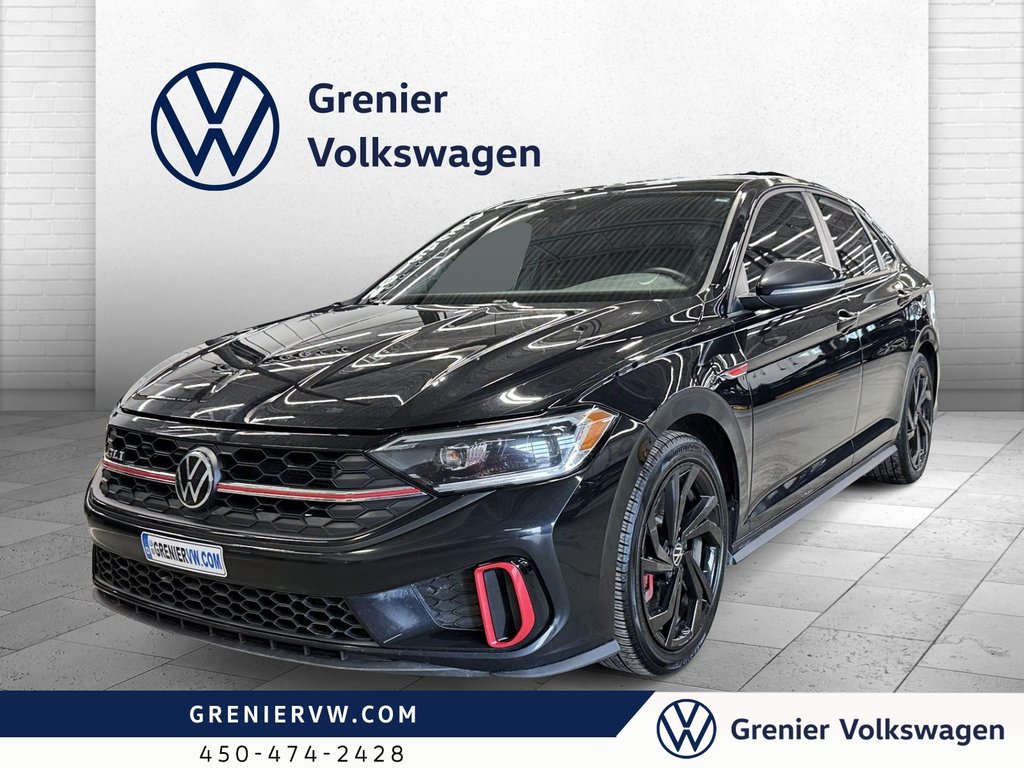 Volkswagen Jetta GLI, DSG, Cuir, Toit, Carplay, Siege Chauffant 2023 à Terrebonne, Québec - 1 - w1024h768px