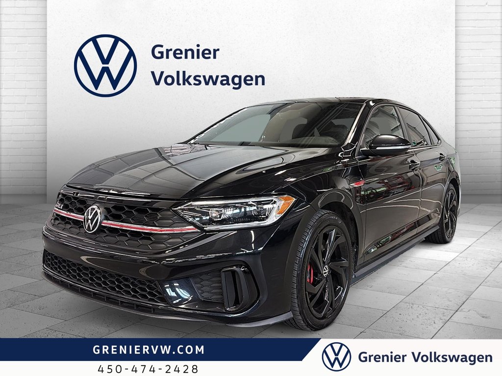2023 Volkswagen Jetta GLI, Cuir, Toit, Carplay in Terrebonne, Quebec - 1 - w1024h768px