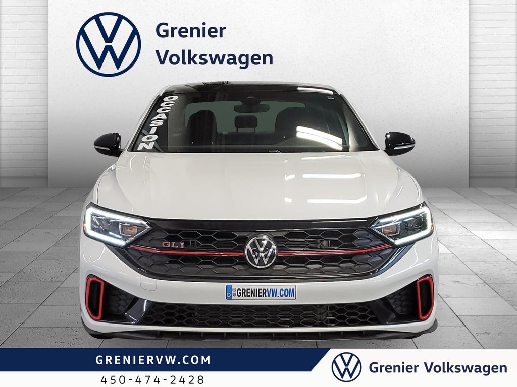 2024 Volkswagen Jetta 40th, Toit, Carplay, 228hp in Terrebonne, Quebec - 2 - w1024h768px