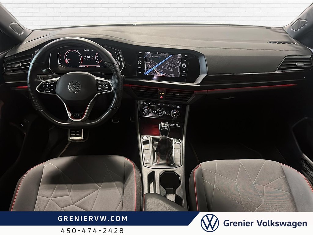 2024 Volkswagen Jetta 40th, Toit, Carplay, 228hp in Terrebonne, Quebec - 12 - w1024h768px